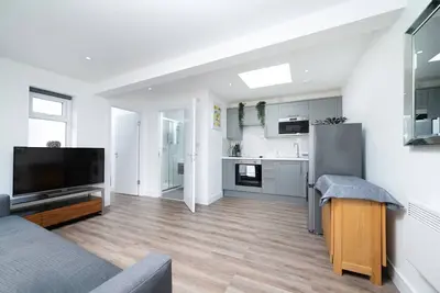 Image de Modern Apartment in Enfield with Comfort