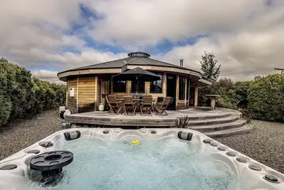 Image de Tui Yurt - Ohakune Spa Escape