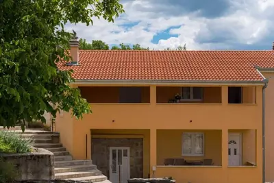 Image de Hearts of Vrlika Country Stay - One bedroom apartment with lake view