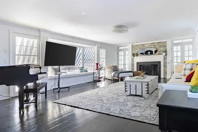 Image de 6br Spacious House with Big Yard in Easton