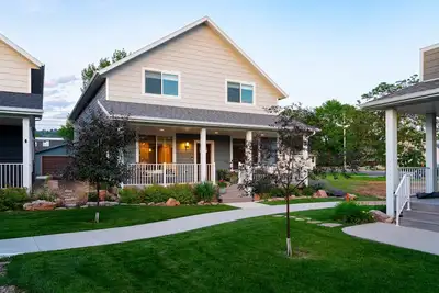 Image de Canyon Street Retreat