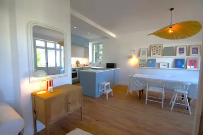 Image de Maison de vacances rénovée, à 100m de la grande plage