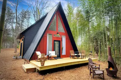 Image de Private Bamboo Forest Cabin Near Greer Sc