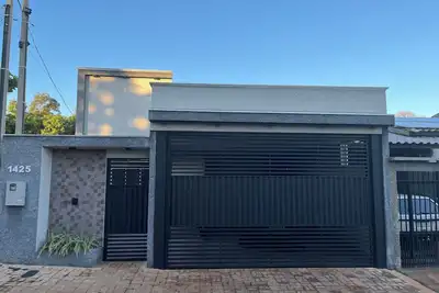 Image de Casa completa em Foz 2/4, Wi-Fi, e ótima localização