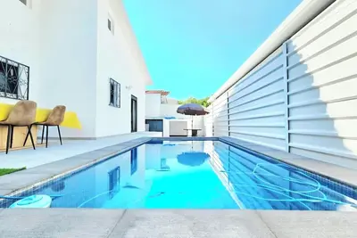 Image de Maison du Belverde avec Piscine