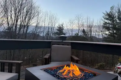 Image de Serene 3-bedroom bungalow with Ac in charming Canton