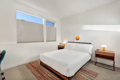 Image de Refined Capitol Hill Townhome w/ Views & Parking