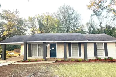 Image de Cozy Family Home Near Downtown - Quiet & Comfortable Stay