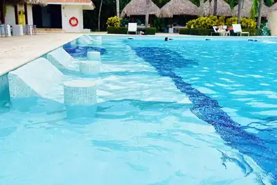 Image de Cozy 2 Br -Resort Style-Restaurant-Golf@ Cocotal Golf and Country Club Punta Can