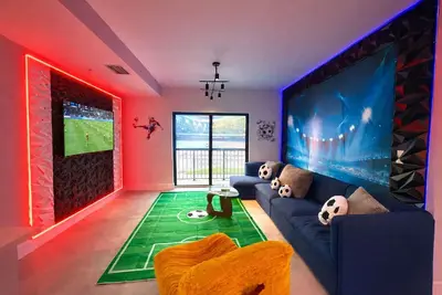 Image de Fifa Fan Paradise New Lux Home w/ Free Parking