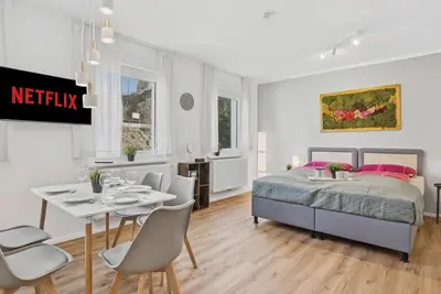 Image de 2 Min Old Town - Saarburg | Home Cinema & Terrace