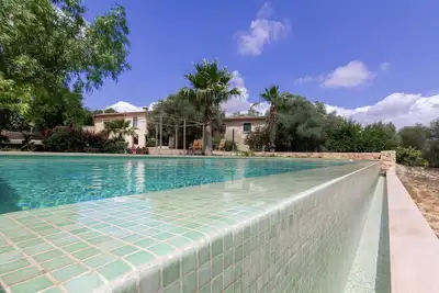 Image de Maison de campagne 'Villas2meet Son Brun' avec vue sur la montagne, Wi-Fi et climatisation