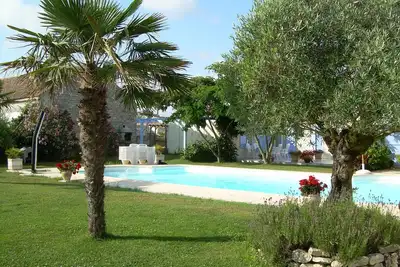 Image de Maison 4 étoiles 2 chambres grande piscine