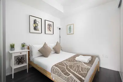 Image de Bright & Modern 2br in the Heart of Toronto