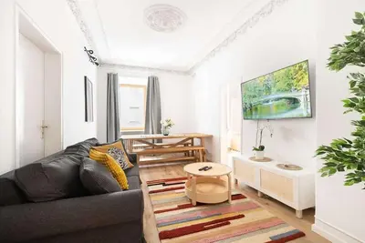 Image de Grand Apartment close to the Isar and Citycenter