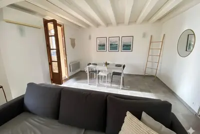 Image de Appartement plein centre - Wifi - terrasse