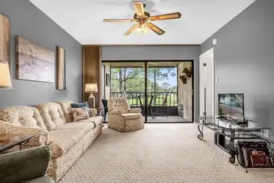 Image de Upstay 2br Golfer's Retreat w Patio Ventura Resort