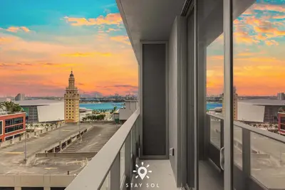 Image de City Views with Bright 1br Refined in 501 Miami