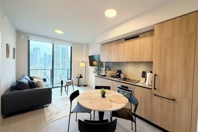 Image de Modern Condo with Den in Downtown Miami
