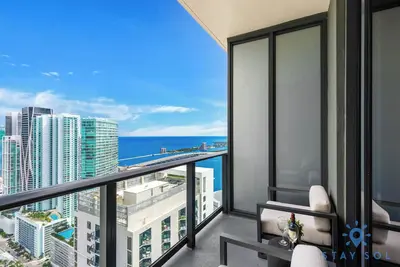 Image de 1br Apartment with pool, gym and amenities