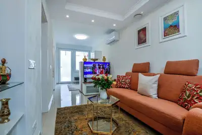 Image de Stylish & chic, new apartment, subway stop 2 minutes walk