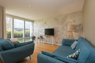 Image de Karolva-St Ives-Ground Floor Apartment-Parking