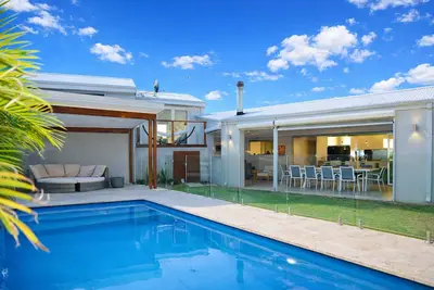 Image de Sant's Beach Retreat - Private Pool and Fire Pit