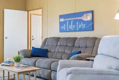 Image de Muddy Creek Lake Home