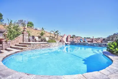 Image de Galleon- Private Single Level Estate on 5 acres