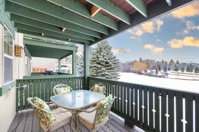 Image de Swiss Chalet - 4 Bed 3 Bath