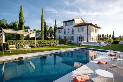 Villa Montefalcone: Charm, Private Pool, and Chef