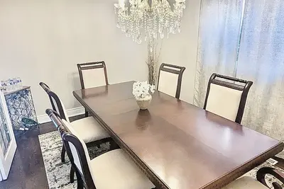 Image de Spacious Modern Home for families, group or co-workers