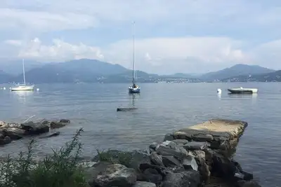 Image de Lovenest: romantic apartment overlooking the lake