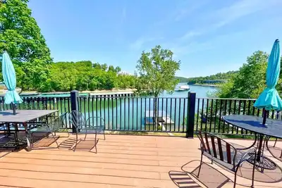 Image de Swihart I: Lakefront (No Wake), Hot Tub, Dock, 12