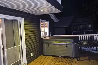 Image de Grand Marais Retreat *Hot tub*