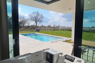 Image de One of a kind villa 2+1 guests with heated pool and indoor wellness area