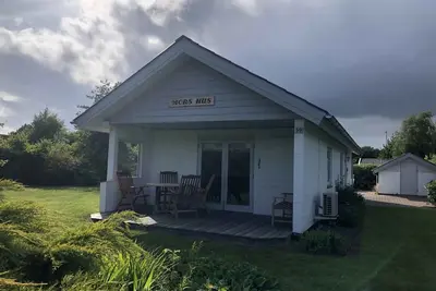 Image de Cosy holiday home for 6 near beachsea