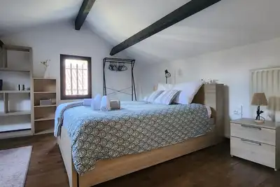 Image de Duplex avec Jardin, proche Université, hippodrome, centre commercial, Hélioparc