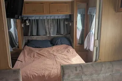 Image de Caravan For Two 10m South Of Balaklava