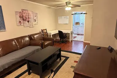 Image de Entire Home! Traveler's Dream! 15 mins from Dfw Airport and 20 mins Dallas.