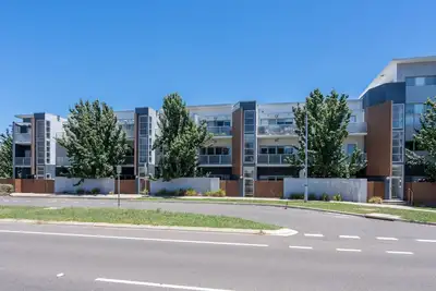 Image de Élégant appartement de 2 chambres avec balcon