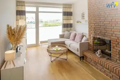 Image de Comfortable vacation apartment Wellenrauschen - with fireplace & terrace on Langeoog