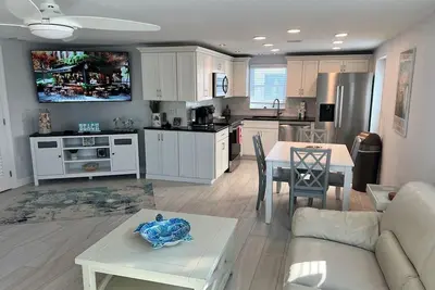 Image de B02 - Drift Away on Island Time