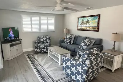 Image de B05 - Relax. Refresh. Reconnect.