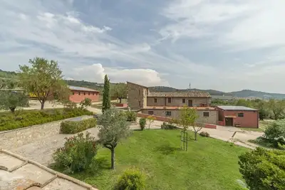 Image de Chambre avec piscine privée, Wifi, climatisation, Tv, véranda, animaux admis, près de Pérouse