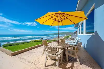 Image de (027) Grandma Alice's Beach House