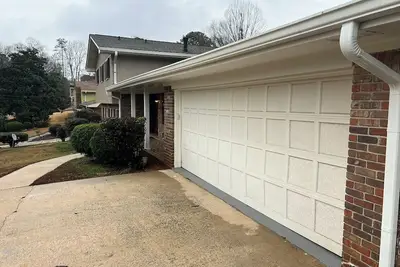 Image de Private Pool Retreat –Spacious Entertainment Home, In-Ground Pool, 2 Patios.