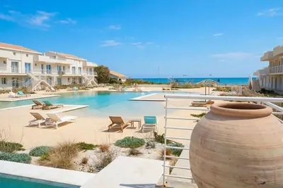 Image de Resort Luxe Marzamemi | Piscine, Padel & Design