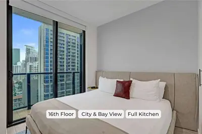 Image de Miami Lux 1br 16th Floor w Bay and City Views