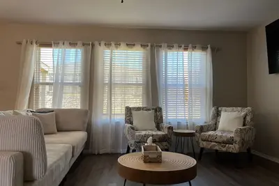 Image de Spacious 5br/5TVs – Great for Families & Groups